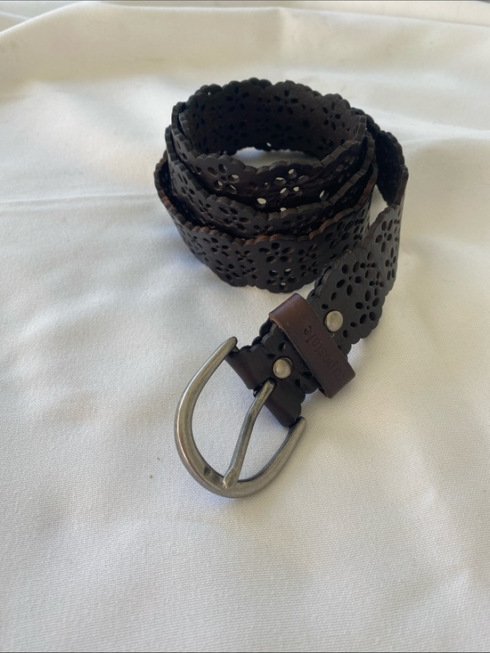 Aeropostale Accessories - Aeropostle Belt Brown Perforated Floral